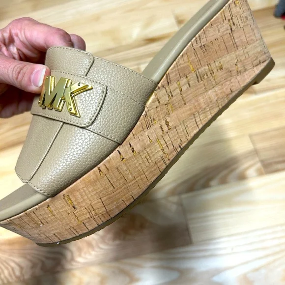 Michael Kors Beige Wedge Slides - Picture 9 of 11
